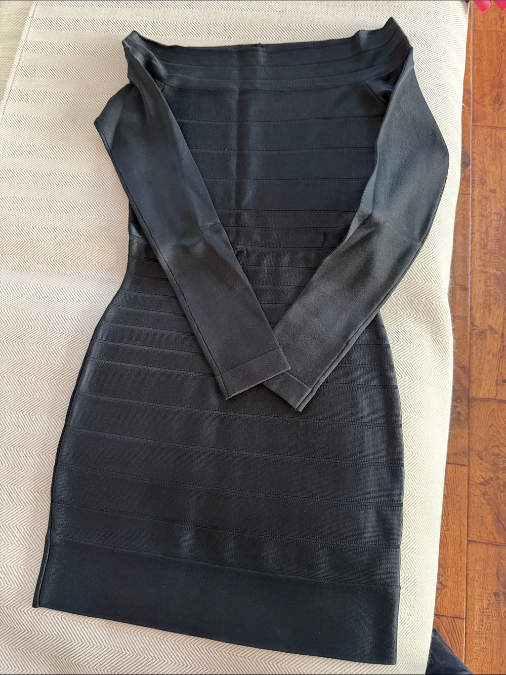 French Connection Black Off-Shoulder Long Sleeve Bandage Dress